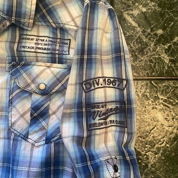 BKE Athletic Fit Button Down Shirt‎ - Picture 4 of 6